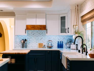 Thousand Oaks Remodel Thank you Dave and Tara for choosing RnD Builders Inc for your remodel!
This Beautiful designs allowed us to play with color vari