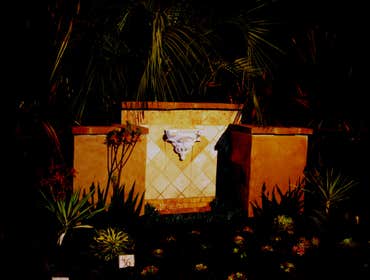 Custom Design and Build water feature specialist. Pond~ology is a full service water feature design and build firm located in North county San Diego. 