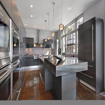 Kitchens/Dining Areas