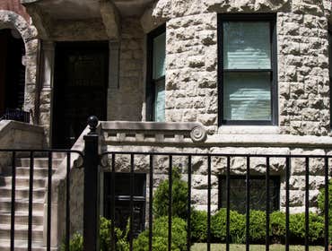 E Bellevue Pl. Home