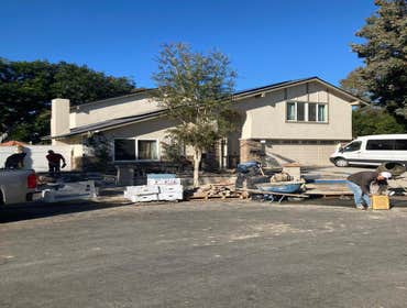 Mansory Construction Masonry Constriction
Front yard
Concrete
Artificial turf
Creating a front deck
Small retaining wall
Pillars with Veneer stone