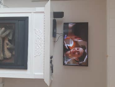 TV Hang Up