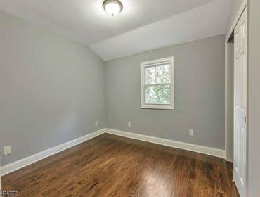 60 Ralph Place