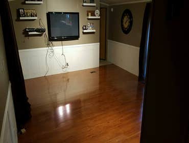 HOMETOWNE HARDWOOD & TILE, LLC