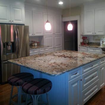 New Island and Cabinets