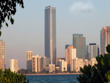 Four Seasons Hotel & Tower