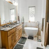 Pine Home - Master Bathroom