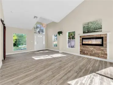 34140 Park Ln Leesburg