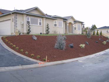 Photo(s) from A To Z Landscaping And Maint job sites pics start to finish