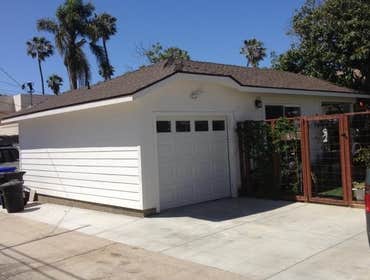 Greene St 890 SF Ground Up guest room and garage in Ocean Beach