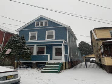 SIDING REPLACEMENT