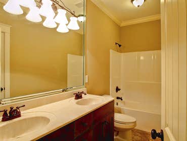 3373 Hardwood Dr.