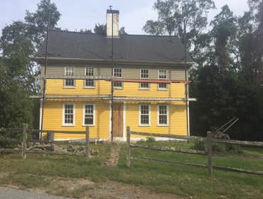 385 Jacob St Seekonk Paint & Stain Work