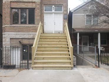 STAIRCASE REPLACEMENT ( CHICAGO ) #2