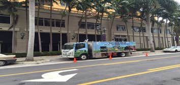 COMMERCIAL PRESSURE CLEANING