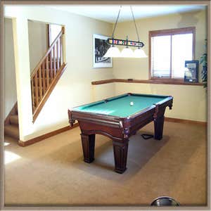 Theater/Entertainment Room