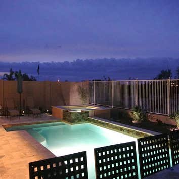 Swimming pool contractor