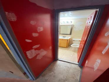 Hall leading to bathroom