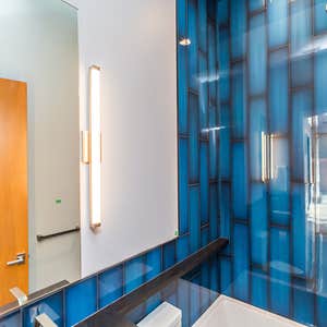 CM: MODERN HOME IN MEBANE