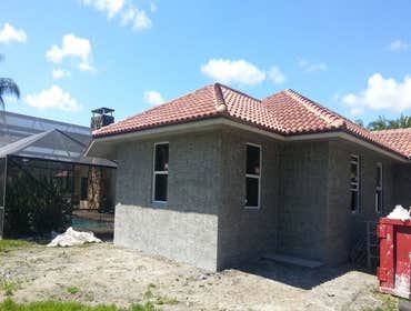 Detached Garage