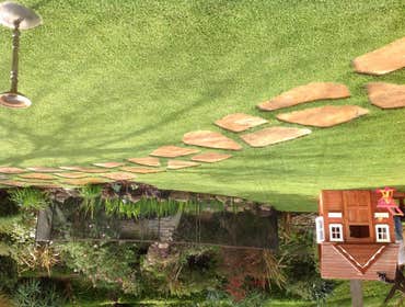 Backyard flagstone turf - Calabasas