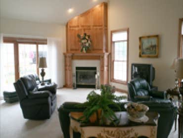 New Construction Custom Homes New Construction Custom homes, spacious living, custom closets, fireplace and a dream kitchen. We work with you to bring 