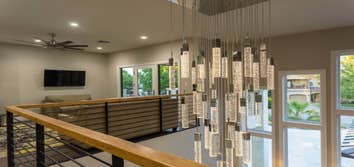CONTEMPORARY NEW BUILD