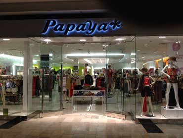 Smarter Investments Corporation Papaya @ The Avenues Complete tenant build out for a major clothing store.