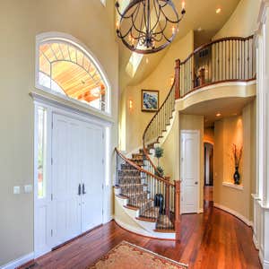 New Construction Homes in Kirkland, Mercer Island & Medina Beautiful new homes built in Kirkland, Bellevue, Medina & Mercer Island