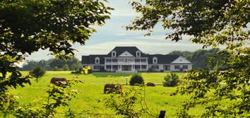 Fayette Custom Home This is a Custom Home designed by Ralph Jones Home Plans, LLC, built by Bruce Upchurch Custom Homes in Fayette County TN. It has a