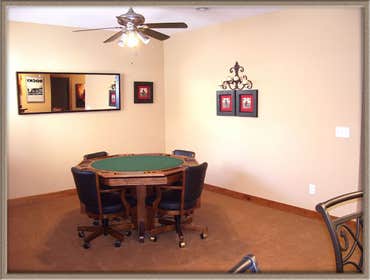 Theater/Entertainment Room