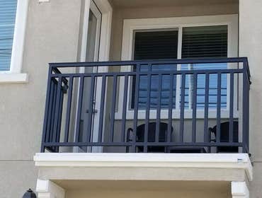 balcony