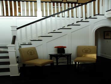 CUSTOM REMODELING