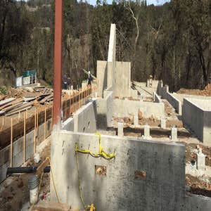 Commercial concrete contractor