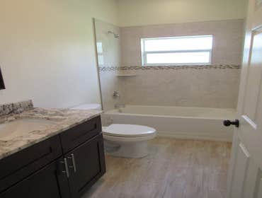 Lee Model Home