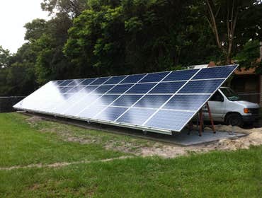 Solar power installation in Jacksonville