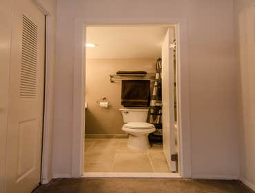 White Flint MD - Bathrooms Remodel