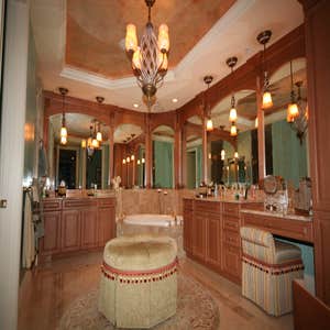 Naples Custom Vanities