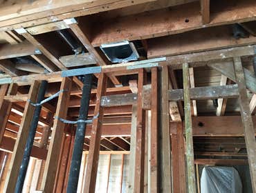 Hollywood Hills Installed two 4 ton 16 SEER Lennox split systems with brand new ducting.