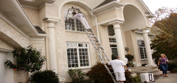 CUSTOM COLORS PAINTING COMPANY