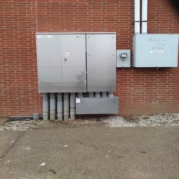 Molding Dynamics Inc.; power, lighting, machines, 1600 amp service upgrade