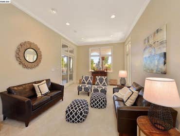 Photos by Komorous-towey Architects #1
