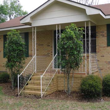 Advantage Vinyl Siding & Roofing Vinyl Railings