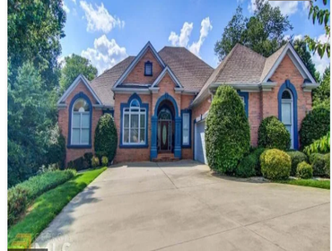 Photos by Colony Roofing