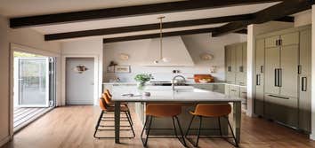 Lindy Design Build LLC