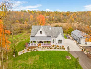 Photos by Lavish Builders LLC #1 Modern Farmhouse/Ranch
