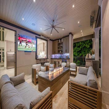 Avi - Audio Video Interiors