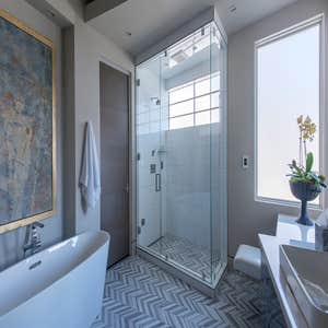 Lyons View Drive Home