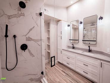 Master Bathroom | Oak Park, CA