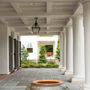 ACADIAN – SOUTHERN FRENCH-INFLUENCED HOMES